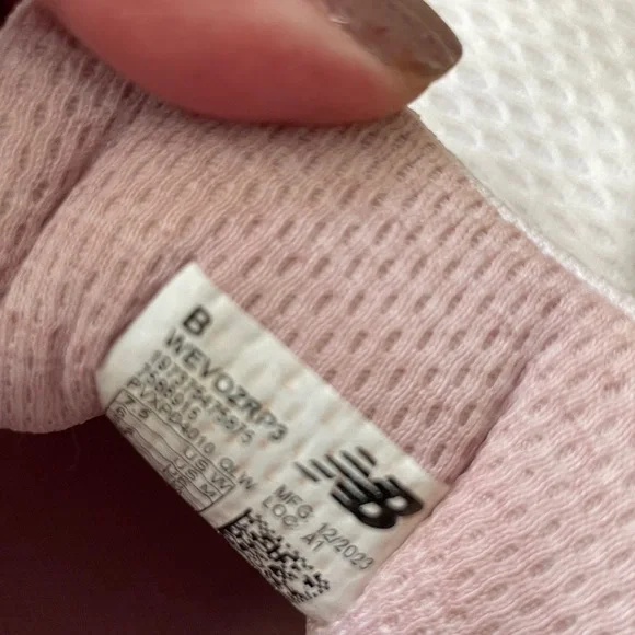 New Balance Women's Light Pink Athletic Shoes EVOZ worn once - Picture 5 of 5